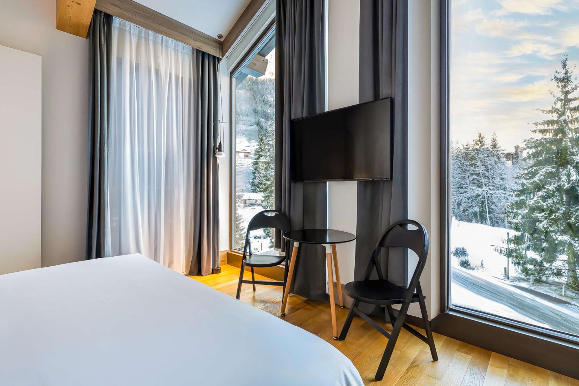 Nh Collection Alagna Mirtillo Rosso Экстерьер фото