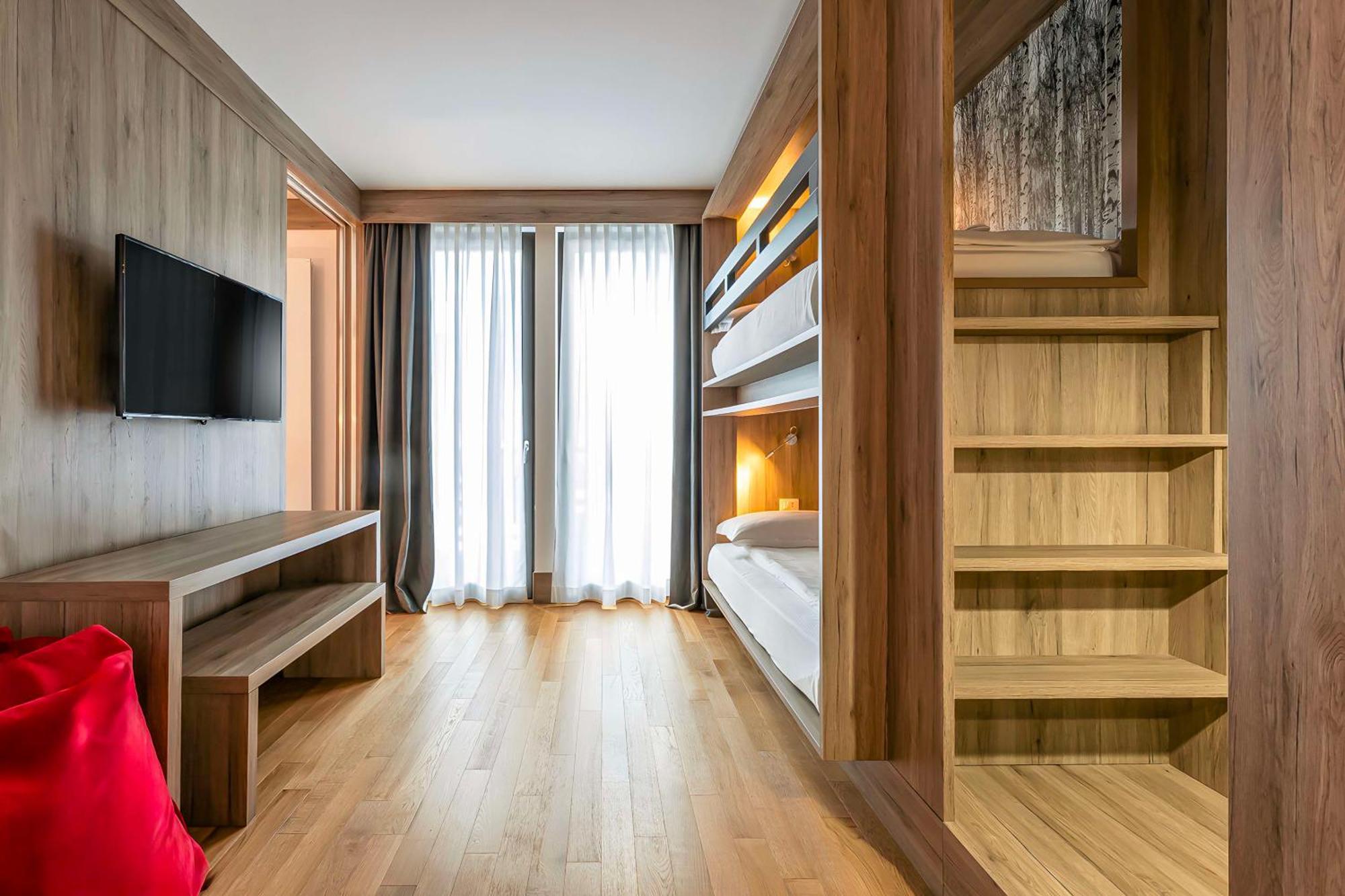 Nh Collection Alagna Mirtillo Rosso Экстерьер фото